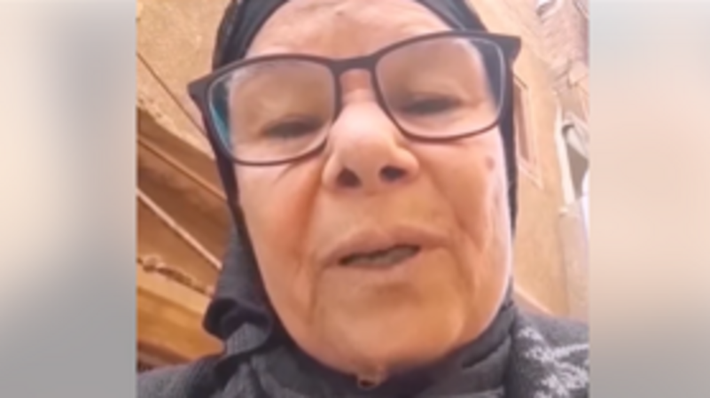 Read more about the article قصة شغلت المصريين.. أم دعت على بناتها وتحرك رسمي لإنقاذها