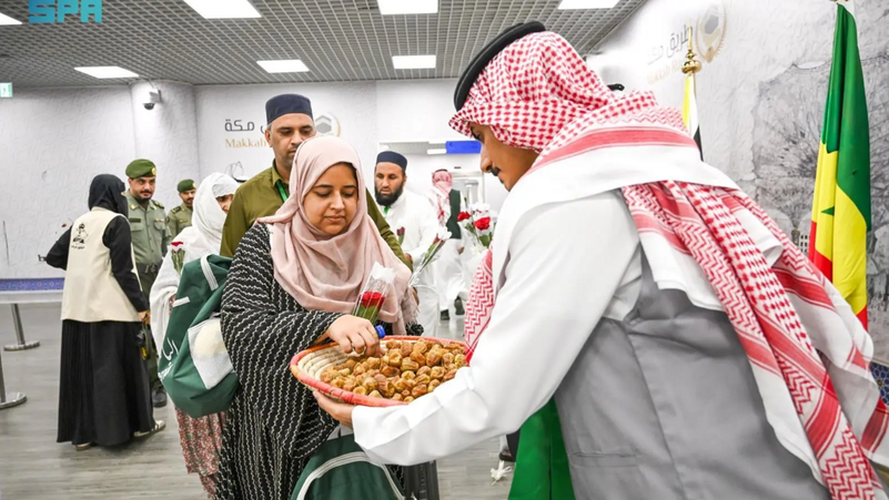 Read more about the article الحج السعودية: بدء وصول أولى طلائع الحجاج إلى المملكة
