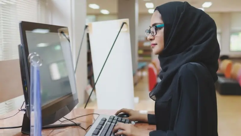 You are currently viewing السعودية توطن 69 مهنة إدارية مساندة بالقطاع الخاص