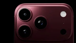 Read more about the article تقرير: ميزة كاميرا آيفون 18 برو الجديدة قد لا تغيّر شيئًا فعليًا